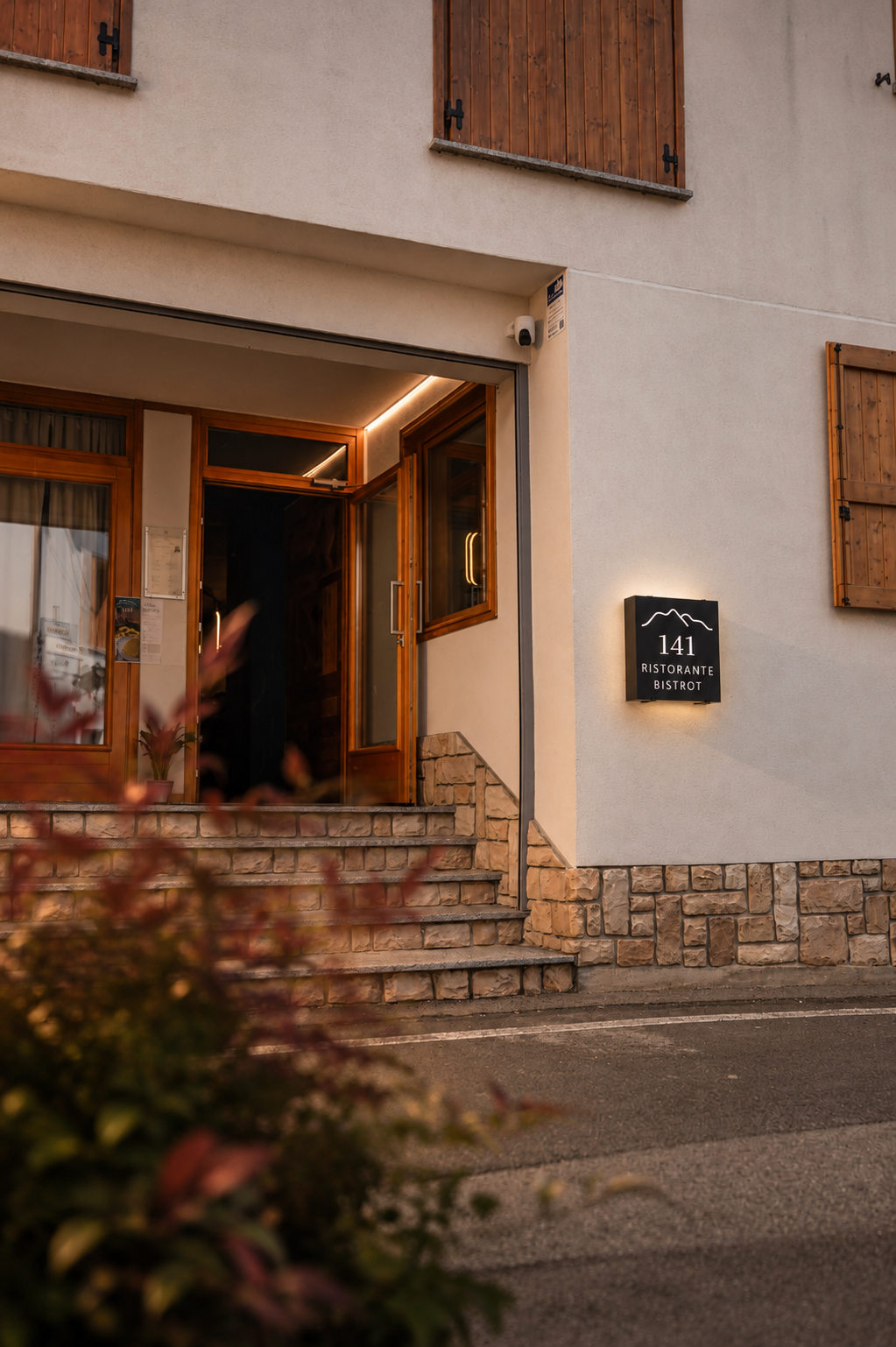 centoquarantuno-ristorante-cassina-valsassina-ristorante-bistrot-in-valsassina25 mag 2026, 12_26_02
